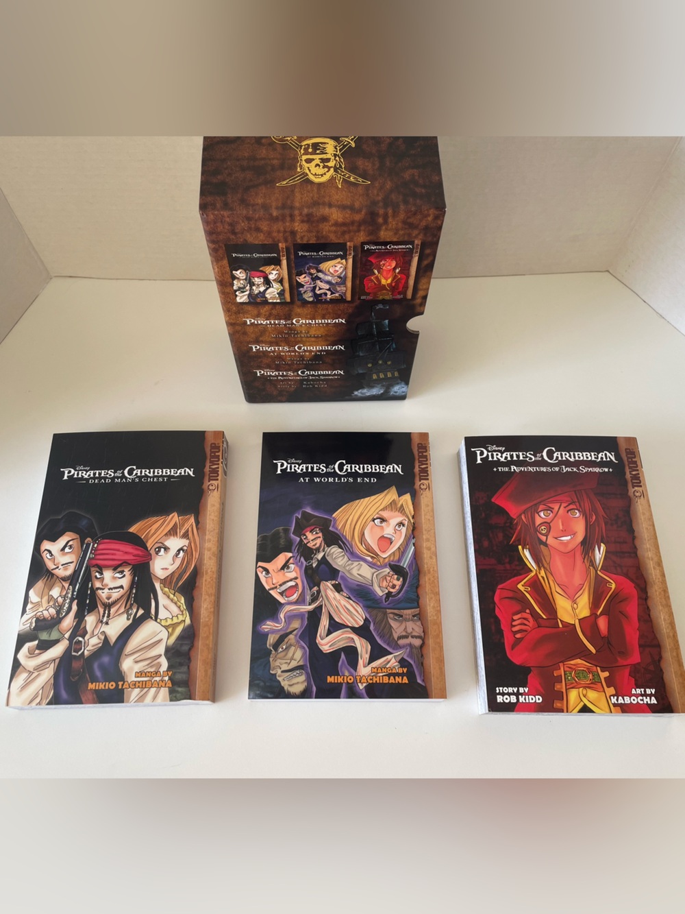 Disney Manga: Pirates of the Caribbean Box Set 3 books Robb Kidd Mikio Tachibana
